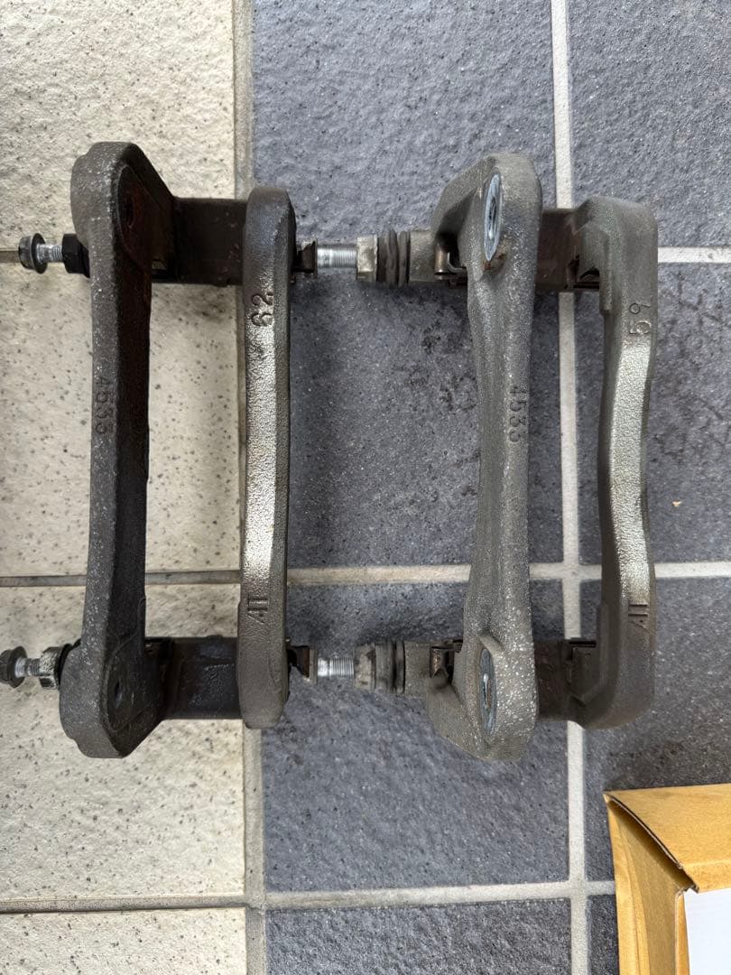 seenアルファードSC 30系 4WD GGH35W 純正 ブレーキ