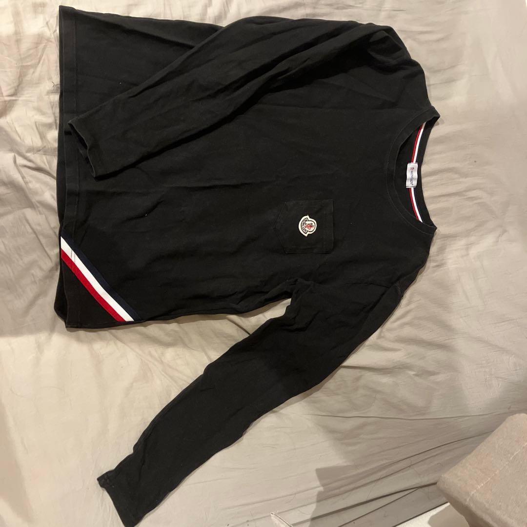 半額セール　MONCLER 長袖Tシャツ 黒