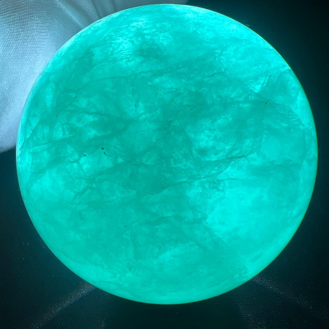 グリーンフローライト スフィア 0.9kg 82mm 丸玉 蛍石 高透明