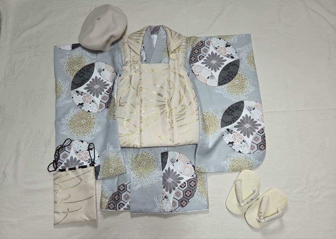 【値下げ中】utatane 七五三 被布コートセット ベージュ金彩×ミント七宝