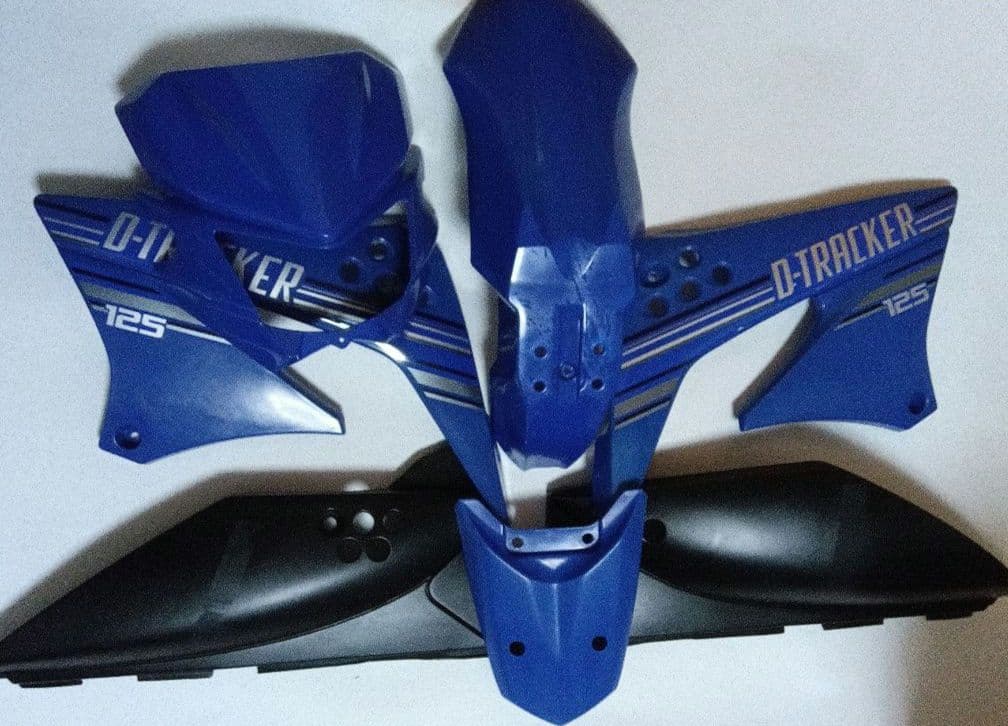 D-トラッカー125 カウル·外装フルセット