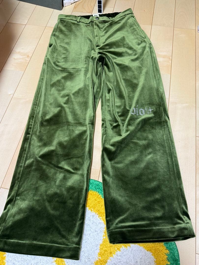 Bio ベロアトラウザーズ