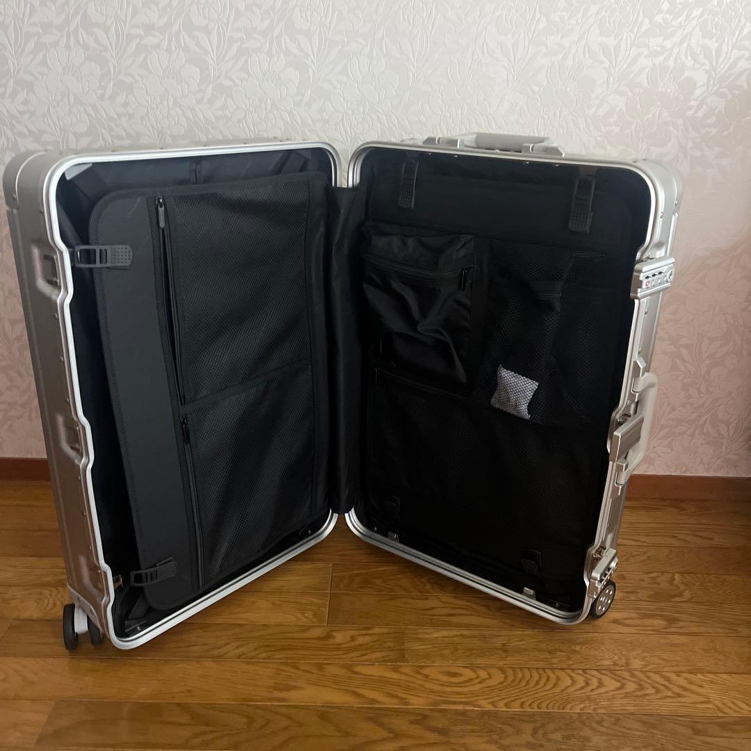 ベンツ　スーツケース
