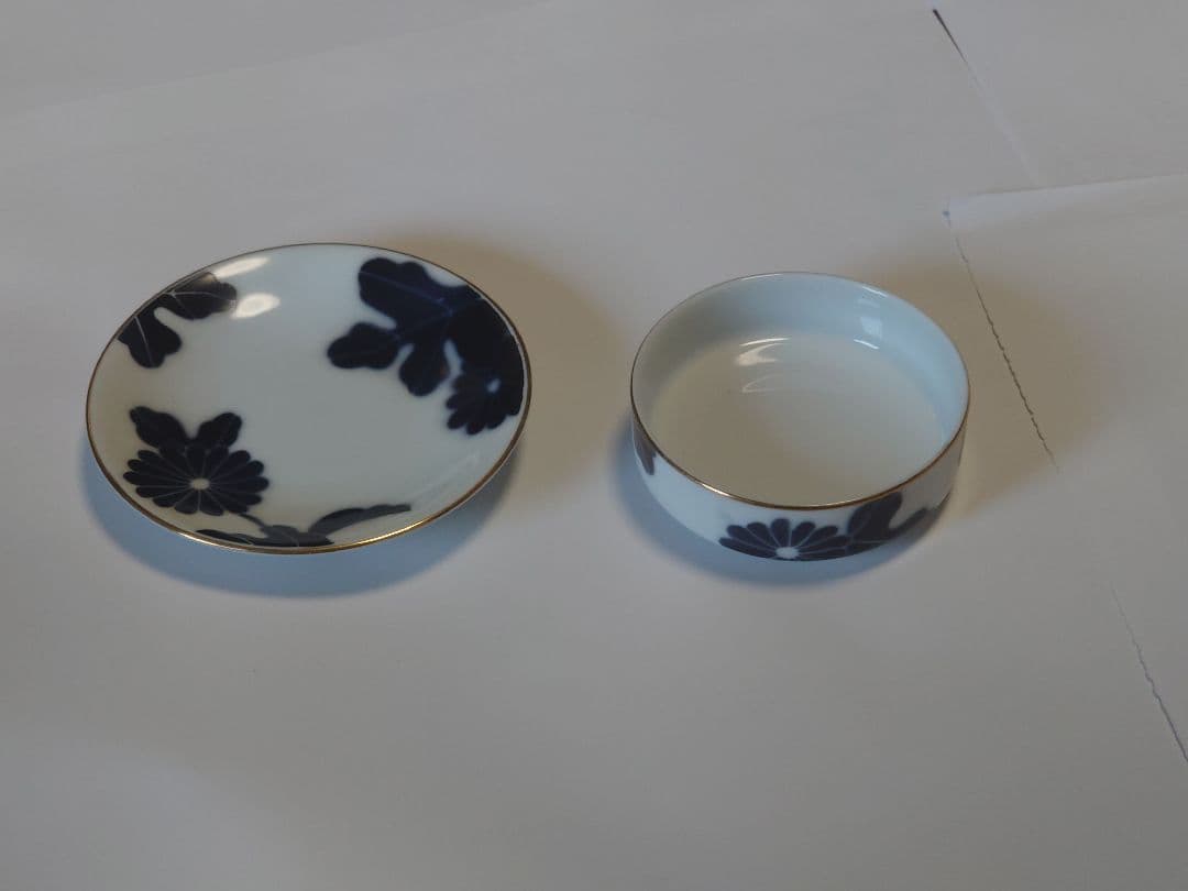 オールド　有田焼　深川製磁　 菊柄 和食器 5種類 計15皿