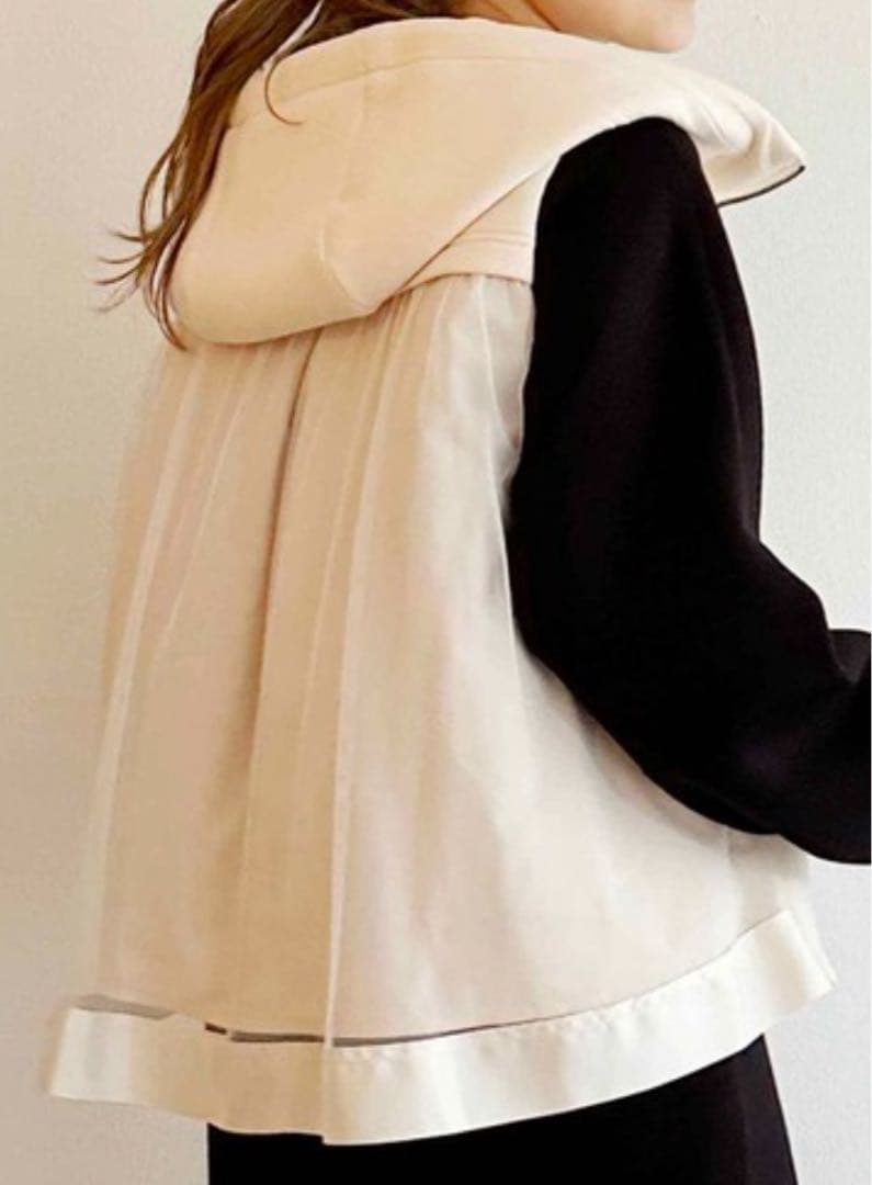 LUGIVAルギヴァ♪ バックフレアダンボールベスト　モチモチ素材