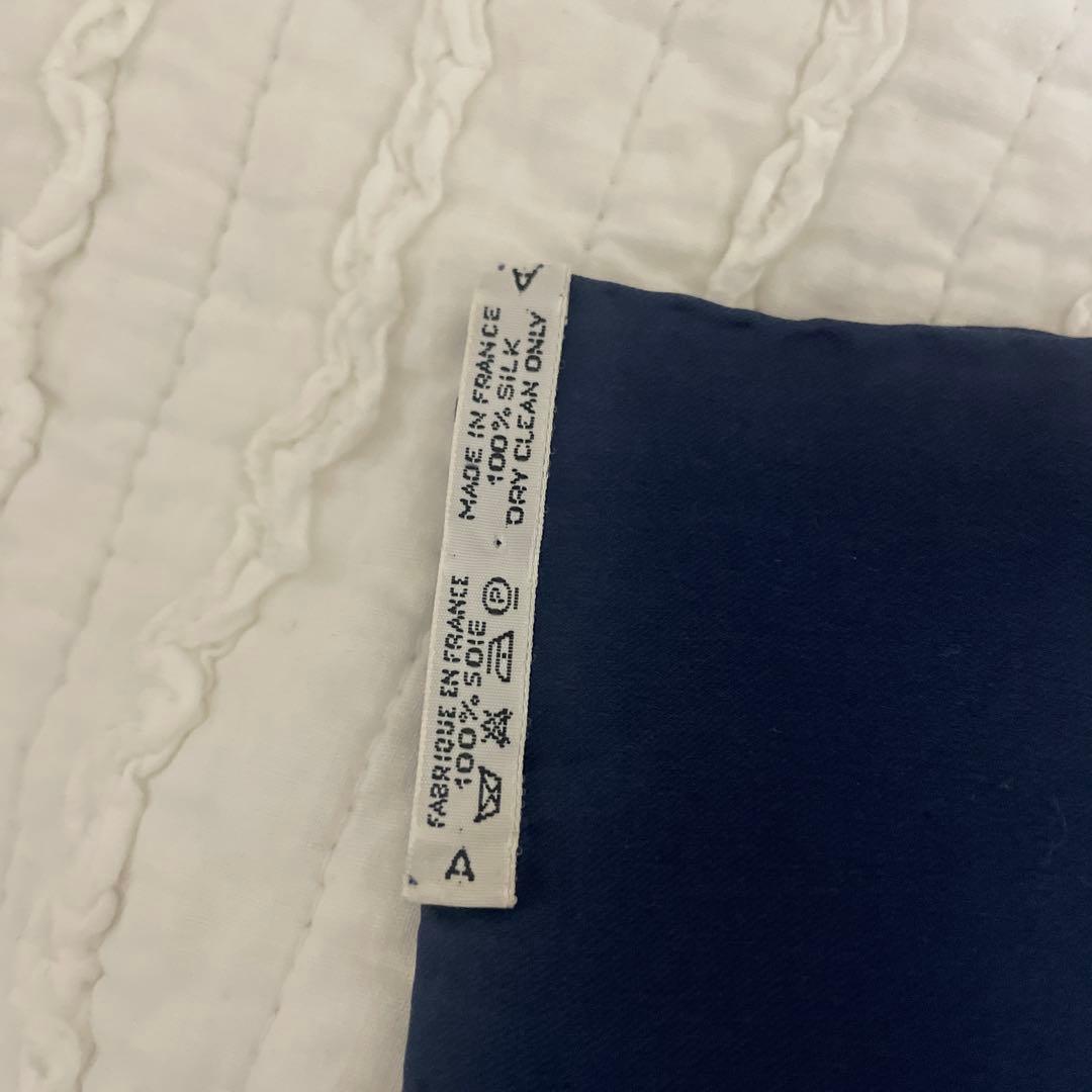 エルメス　シルクスカーフ ネイビー