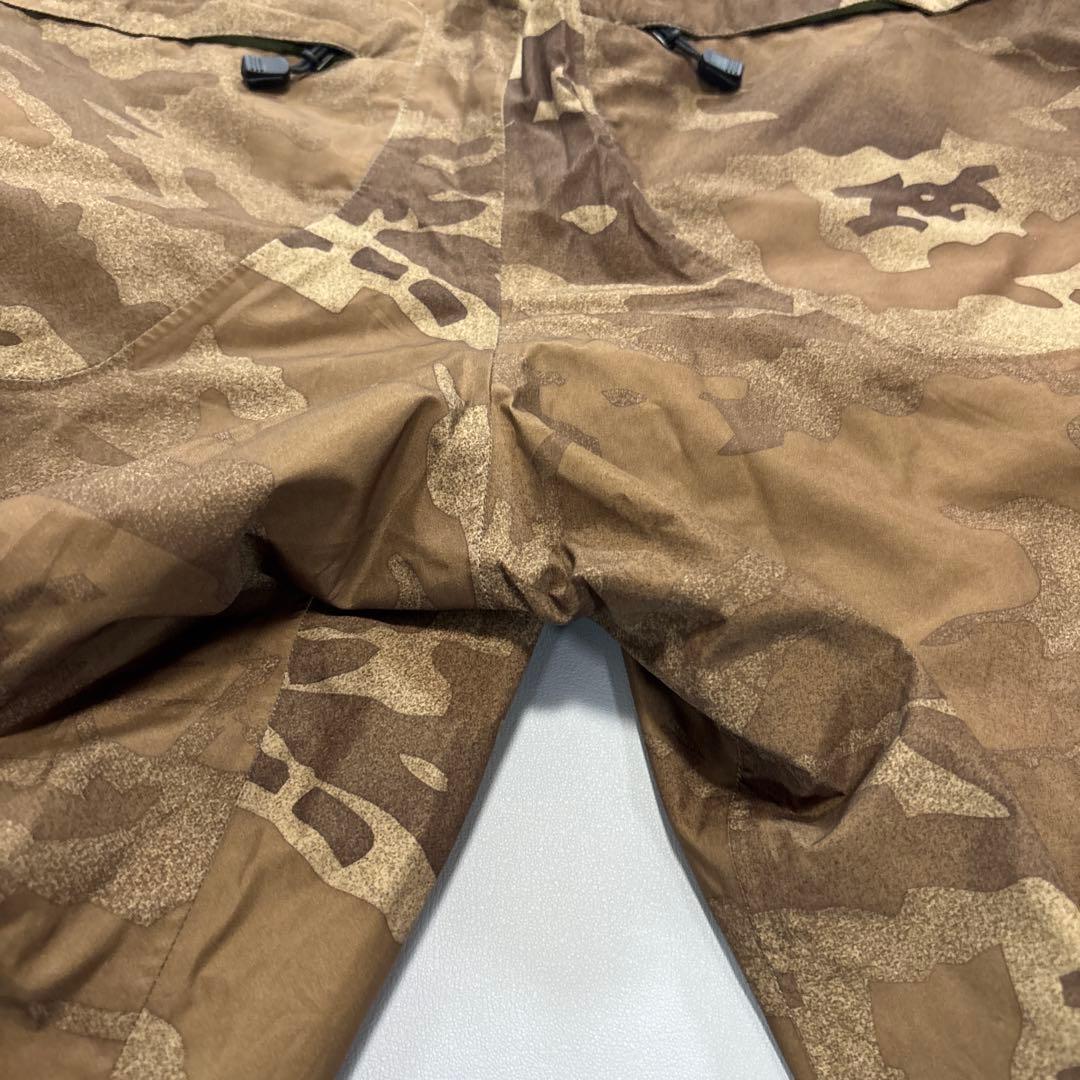 バートンAK スノボパンツ　L カモフラ　AK EL STAGGER PANT