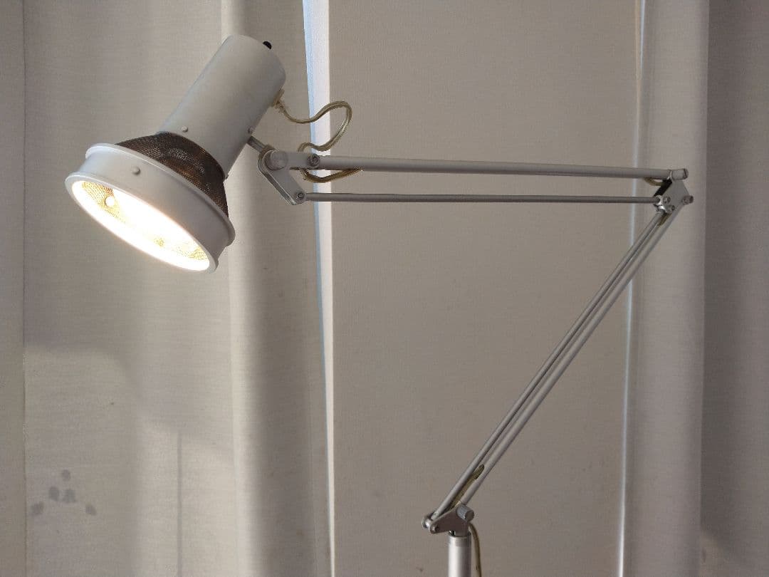 【良品】MUJI無印 アルミフロアランプ 間接照明/ヴィンテージスタンドライト