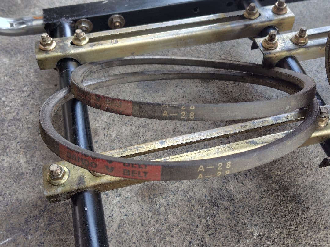 中古ガソリンエンジン (中古セット台付き)