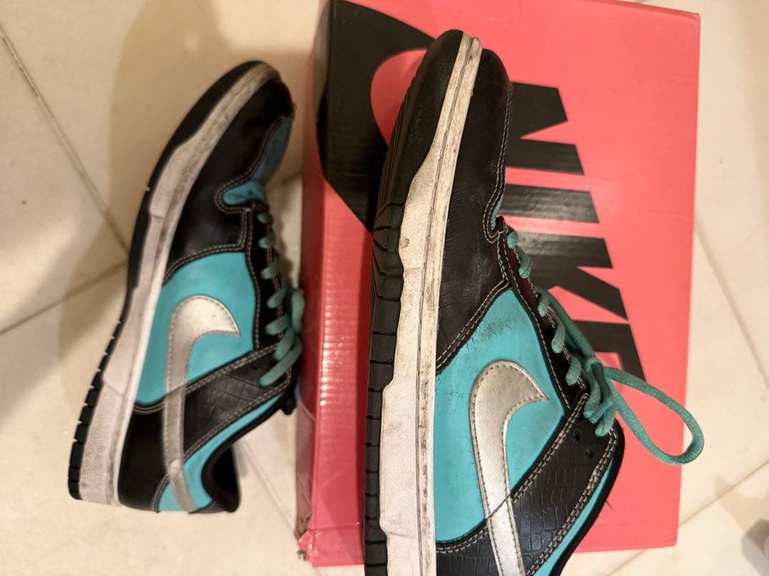 靴 NIKE DUNK Low SB x Diamond Tiffany