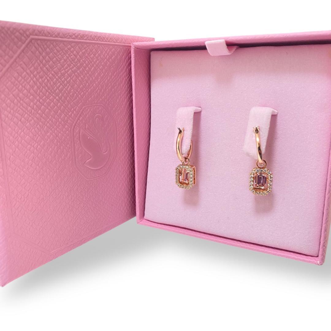 未使用に近い SWAROVSKI una オクタゴンカット ダンシング　ピンク