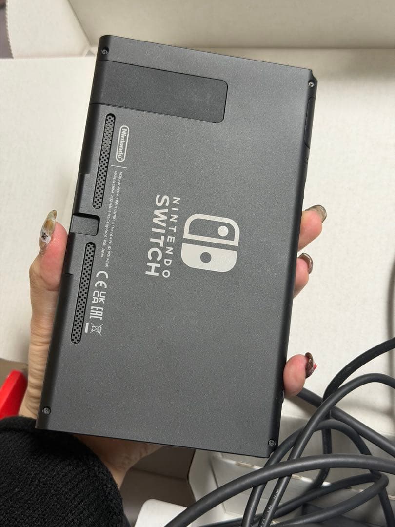 Nintendo Switch 本体 青/赤 Joy-Con付き ジョイコン