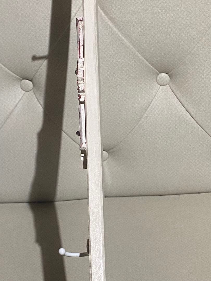 ロココ仕様♦️４連 ハンガーラック♦️小物掛け付♦️白＆レッド♦️百合紋章♦️桐材 送料込