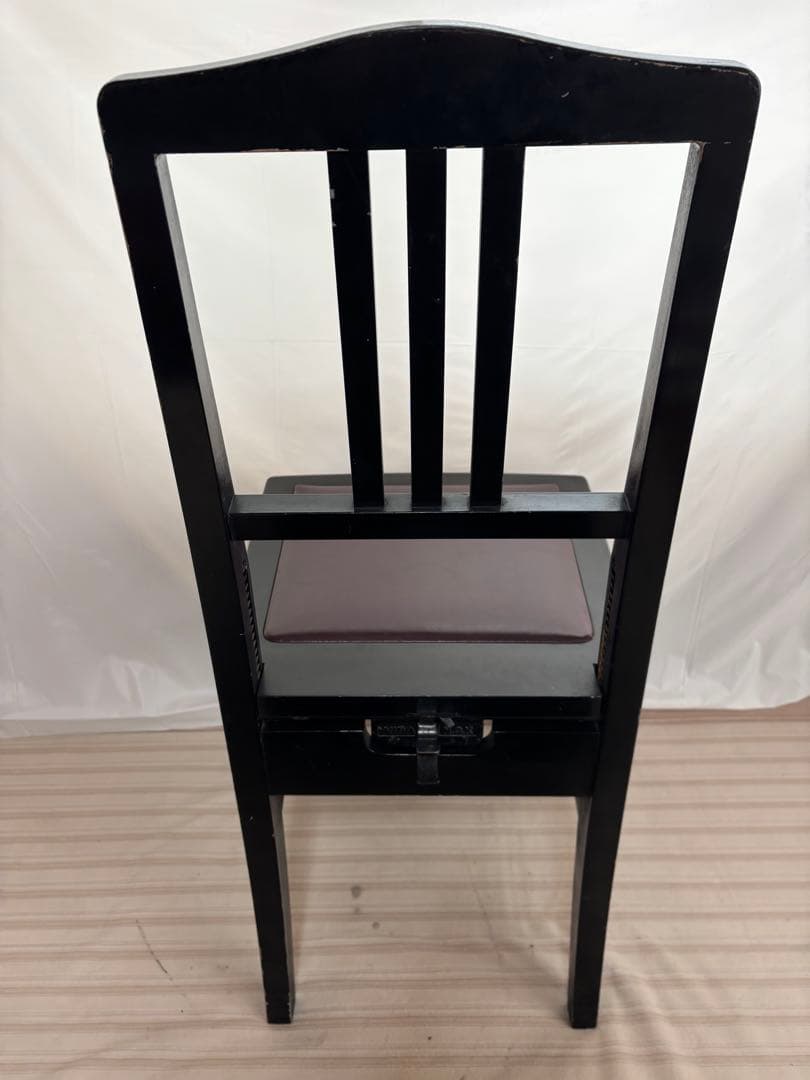 ピアノ　椅子　ヤマハ