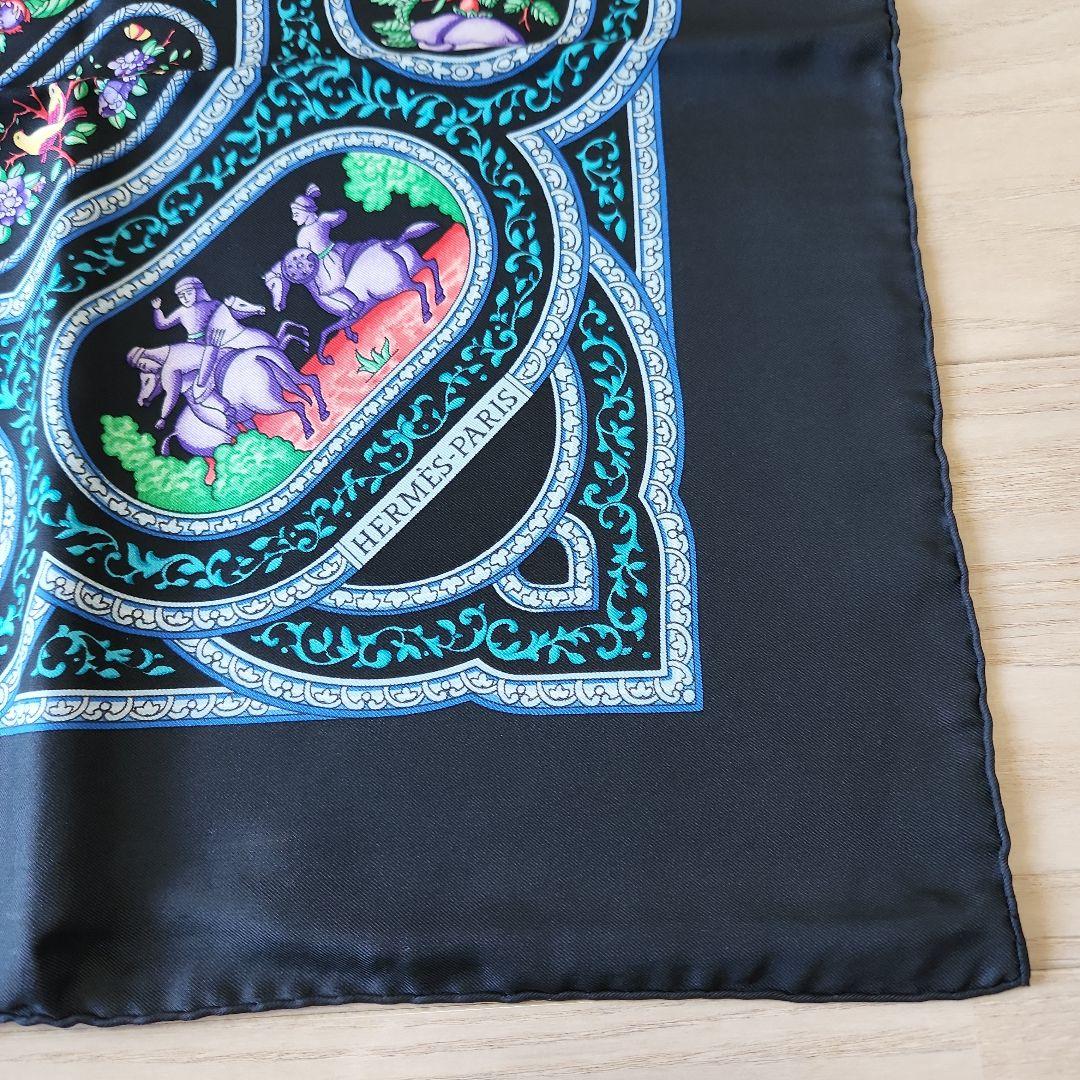 HERMÈS　シルクスカーフ　カレ90