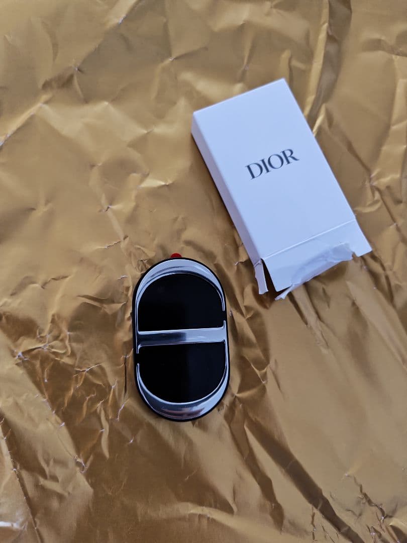 Dior　ディオール　ノベルティ　フォンミラー　スマホスタンド