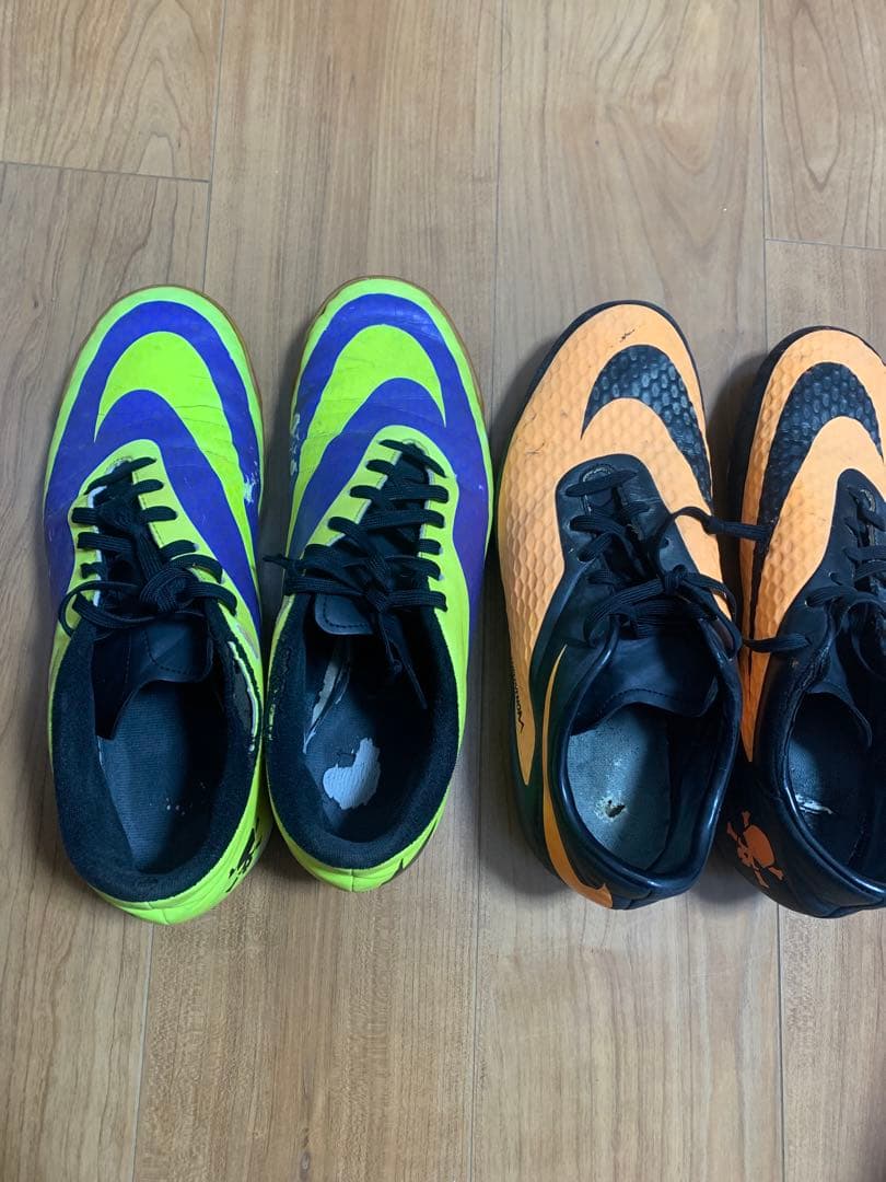 Nike ハイパーヴェノム フットサルシューズ（IC）＋サッカースパイク（FG）