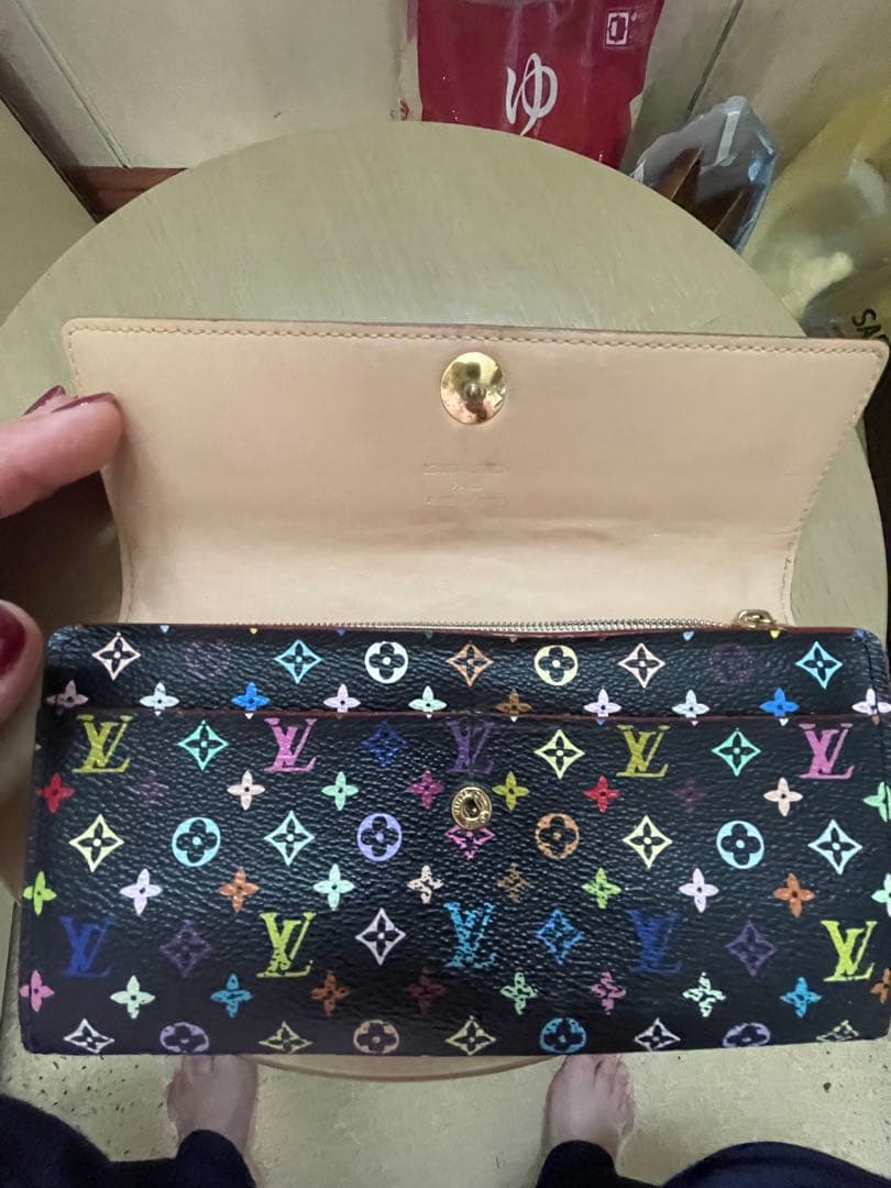 Louis Vuitton 二つ折り財布 ブラック/マルチカラー