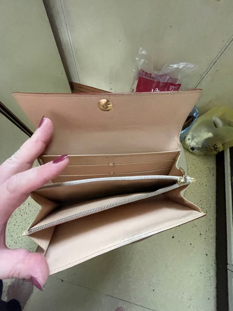 Louis Vuitton 二つ折り財布 ブラック/マルチカラー