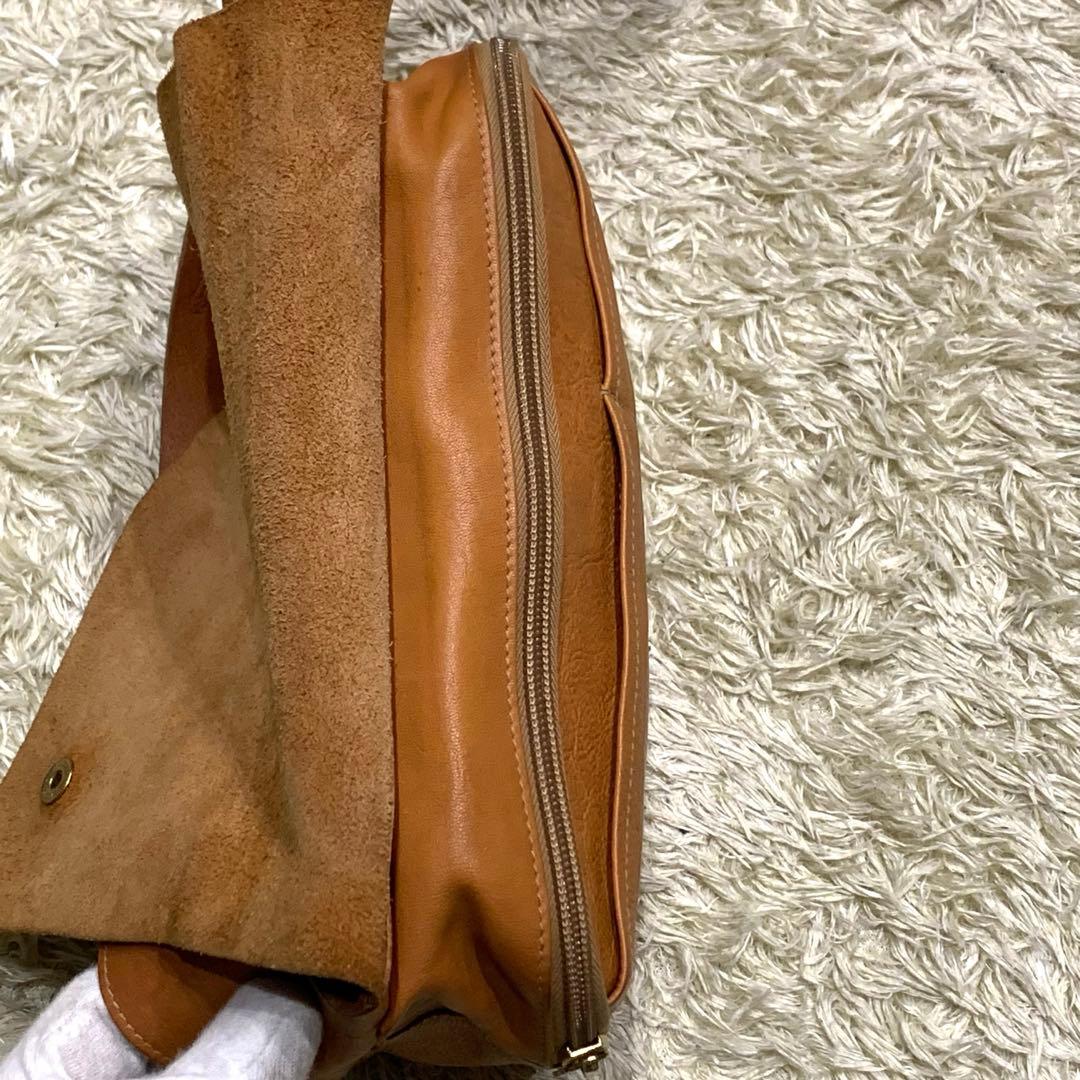 美品✨イルビゾンテ バムバック ボディバッグ レザー ブラウン