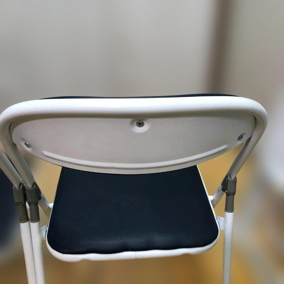 sana　４脚セット①　藤沢工業 折り畳パイプ椅子 2脚セット88338