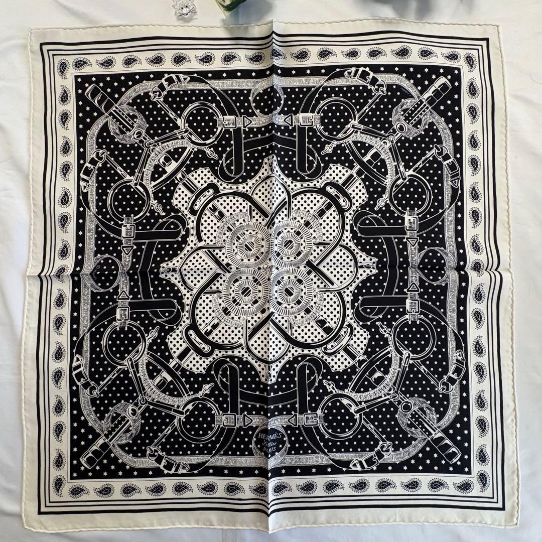 【ゆぴたぷ様】エルメス　カレ55 エプロンドール