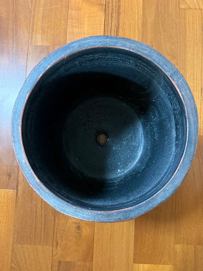 陶器製　大型プランター　テラコッタ　底穴あり ストライプ模様