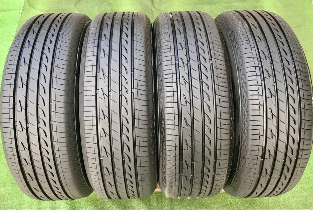 205/60 R16 BRIDGESTONE REGNO ラジアルタイヤ