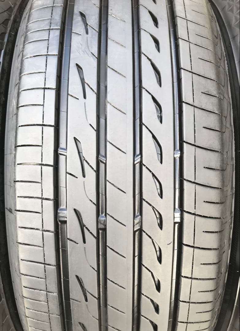 205/60 R16 BRIDGESTONE REGNO ラジアルタイヤ