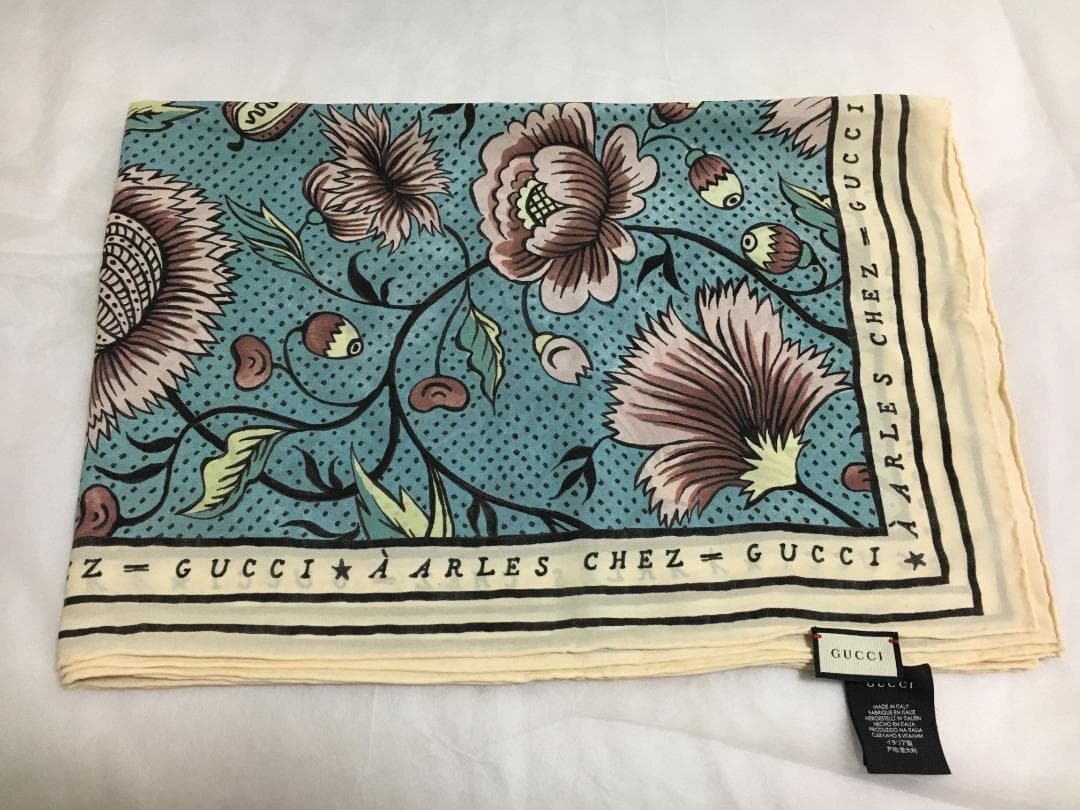 【美品】GUCCI グッチ スカーフ フローラル 花柄 シルク イタリア製