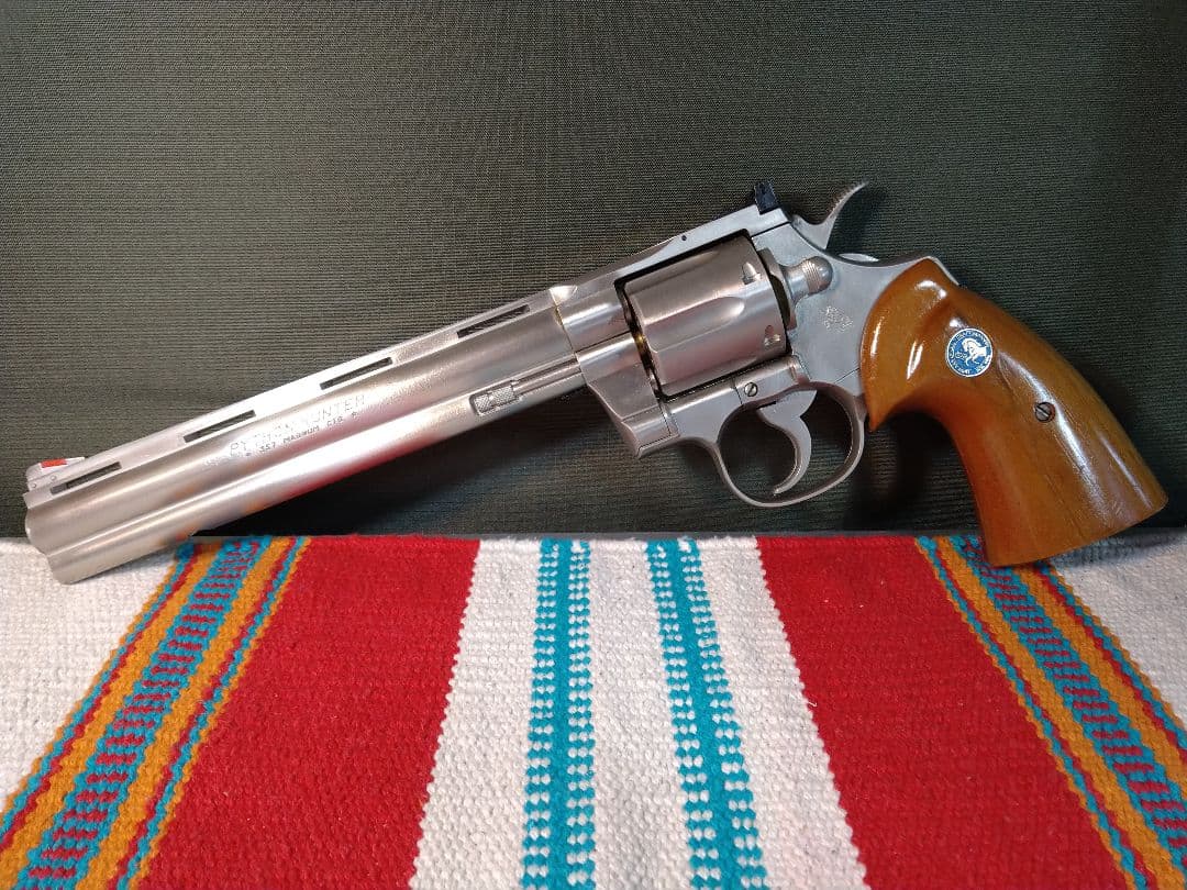 希少な美品！タナカ　コルトパイソン8インチ！銀色・木グリ付のカートレスガスガン！