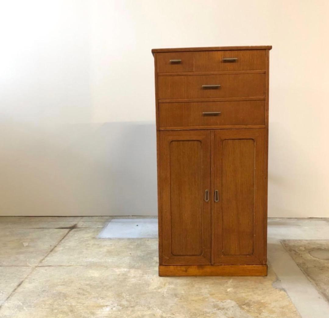 木製キャビネット　昭和レトロ　桐材家具　書類棚　リビング　収納　引出し　観音開き