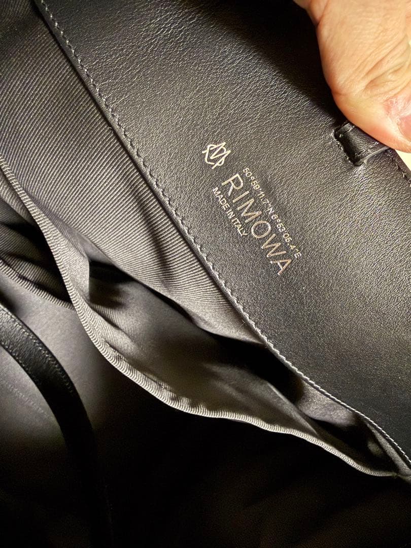 リモワトートバック　定価23万円