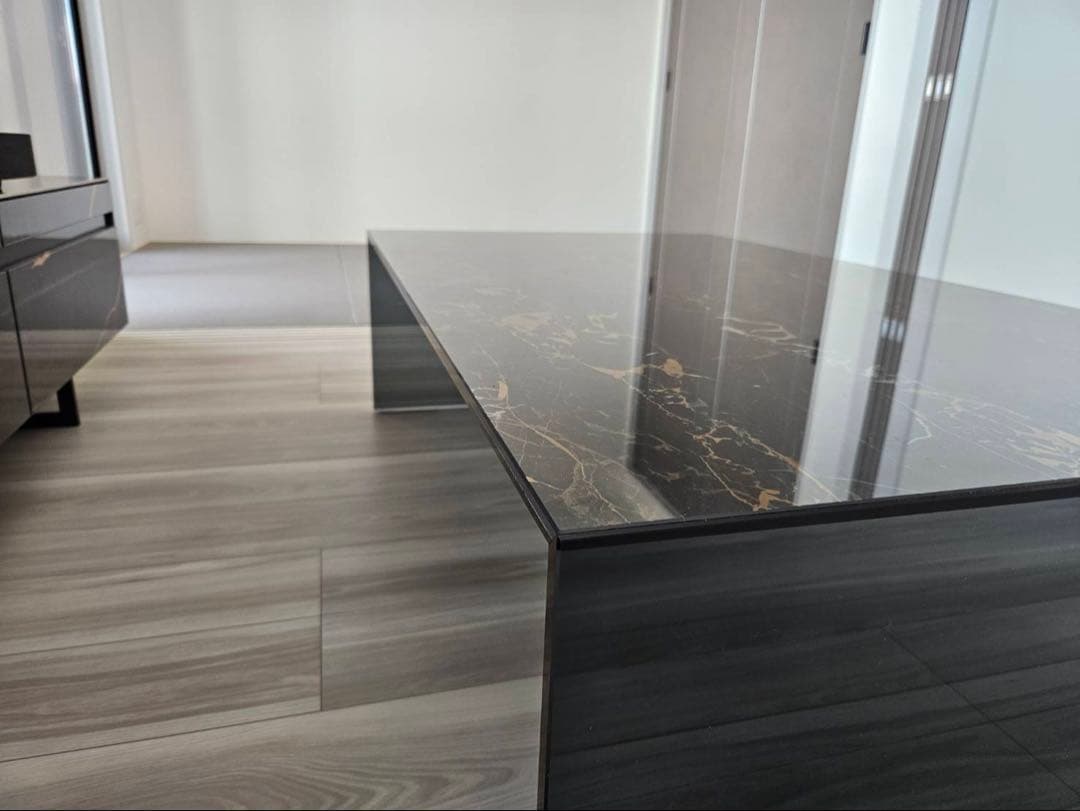 カリガリス　テーブル　ブラックマーブル　ローテーブル　美品　人気カラー