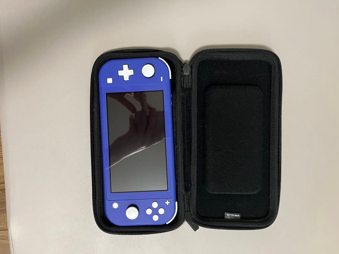 Nintendo Switch Lite 青 本体とケース付き