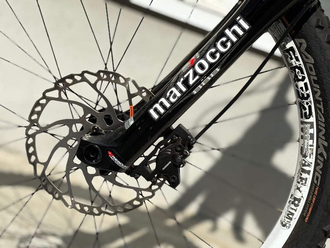 LAPIERRE FROGGY 318 ダウンヒルMTB Marzocchiサス