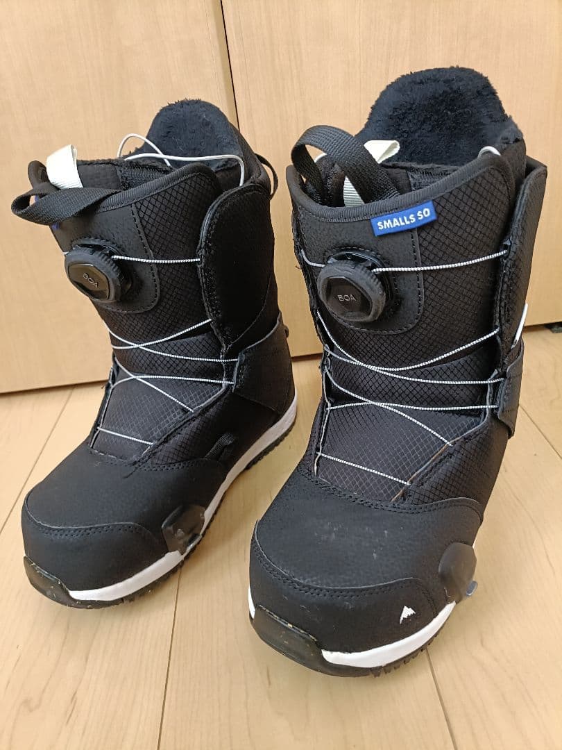 スノーボードブーツとビンディングセット　ステップオン　キッズ　レディース