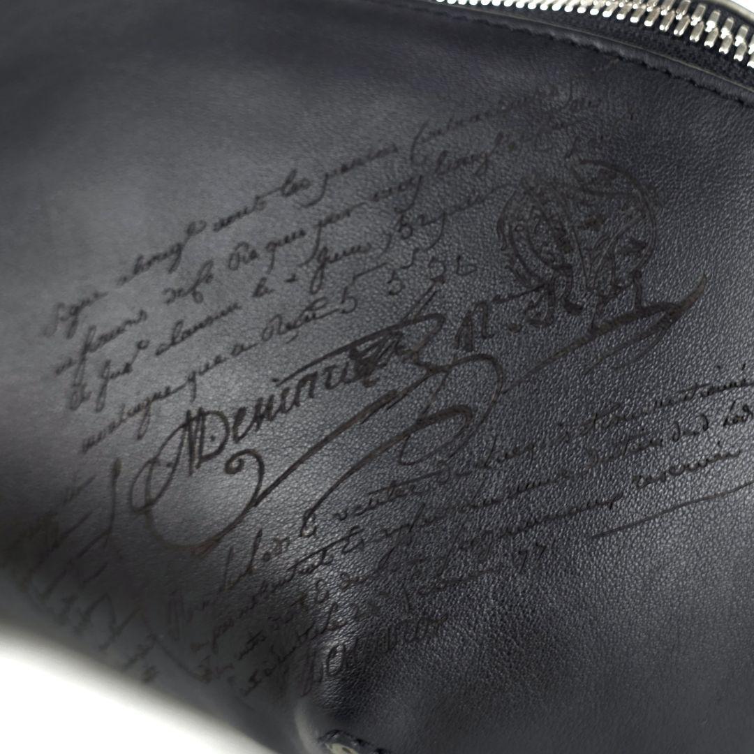 極美品 ベルルッティ Berluti コンプライス ボディバッグ カリグラフィー