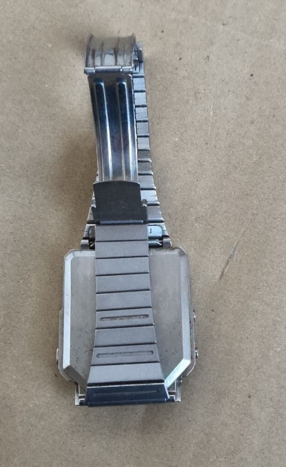 【激レア】SEIKO 液晶テレビ付き腕時計T001-5000　ヴィンテージ品