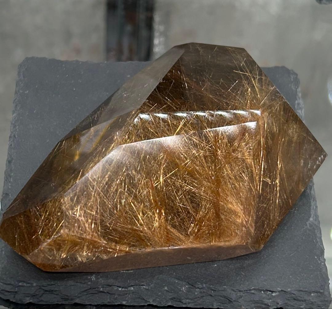 ルチルクォーツ原石　349g