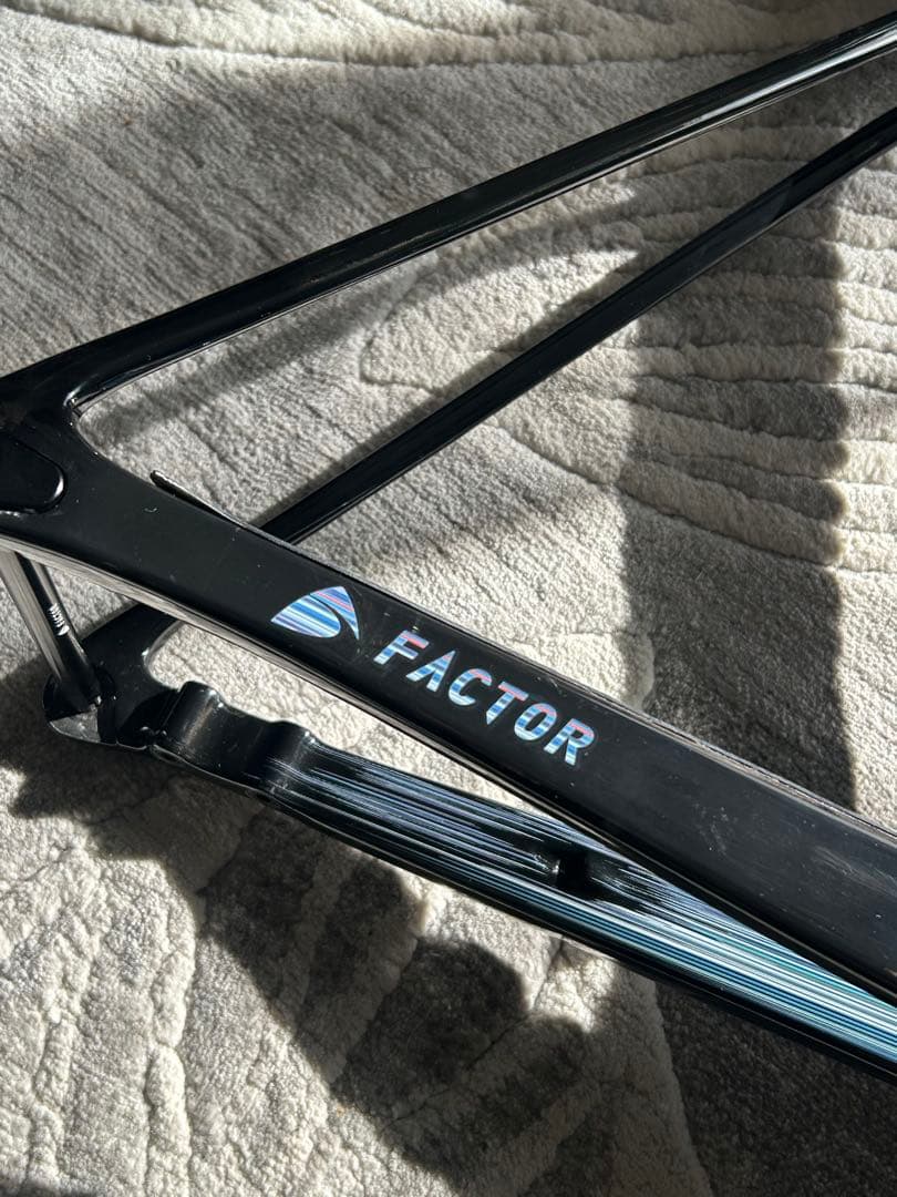 専用品　FACTOR OSTRO VAM V1 カーボンフレーム　フレームセット