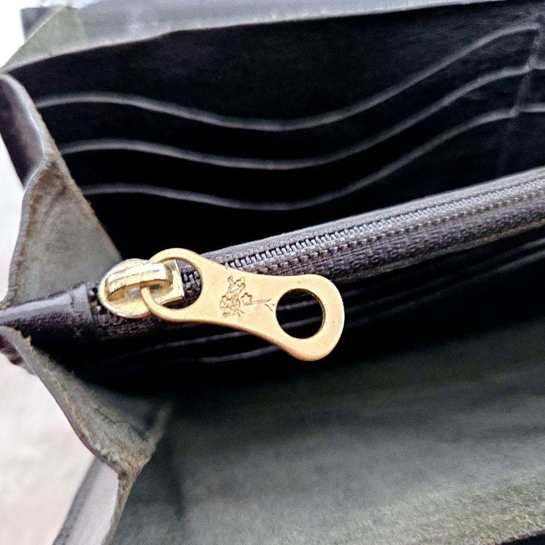 限定値下☆IL BISONTE イルビゾンテ 長財布 本革 黒 金ボタン 定番