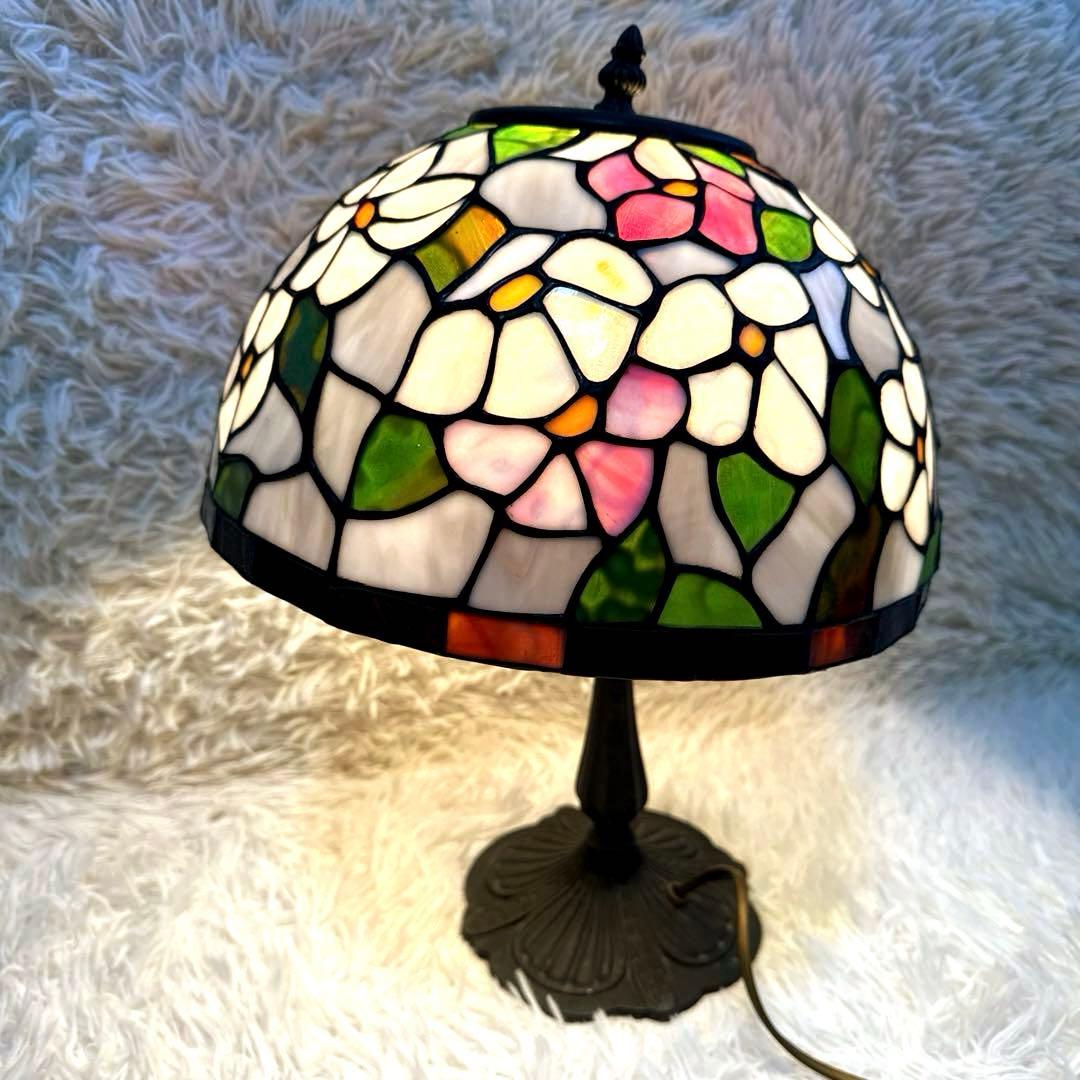 アンティーク　レトロ　ステンドグラス テーブルランプ 照①