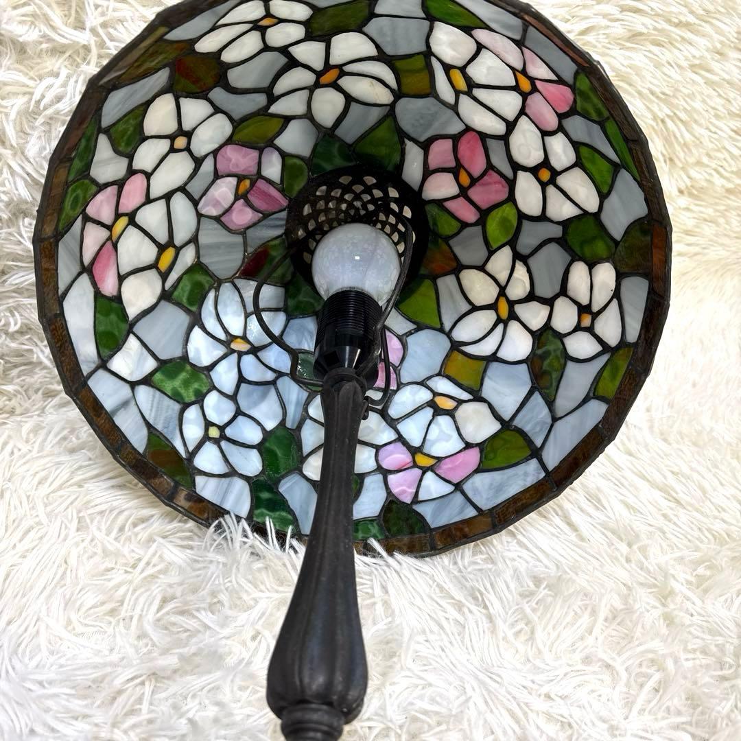 アンティーク　レトロ　ステンドグラス テーブルランプ 照①