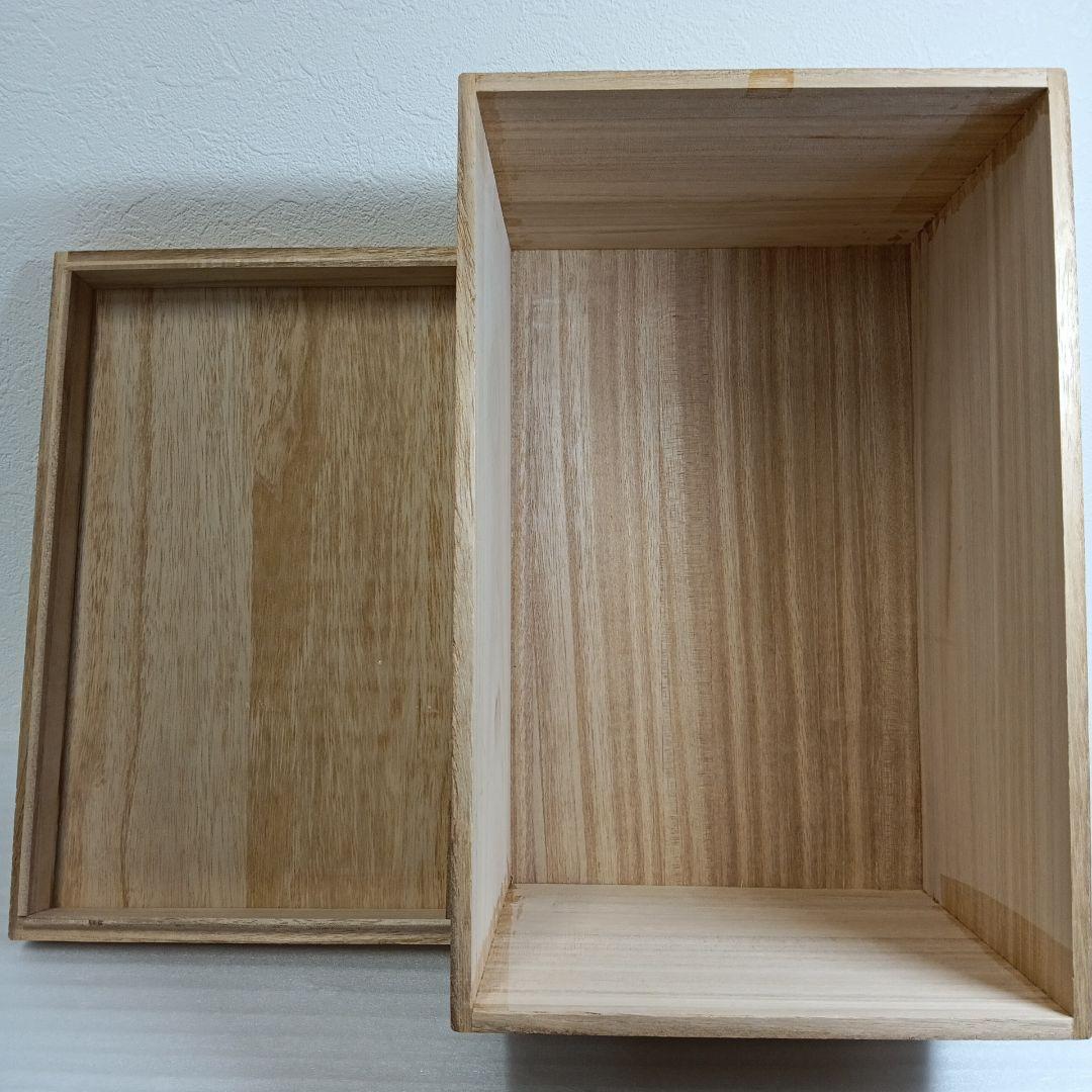 有田焼　藤井勝雲窯　染錦蔦文花瓶　花瓶　花器　花台　共木札　共箱付き