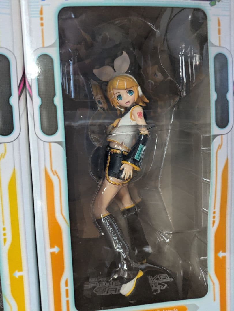 鏡音レン　鏡音リン　Project DIVA プレミアムフィギュア　２種