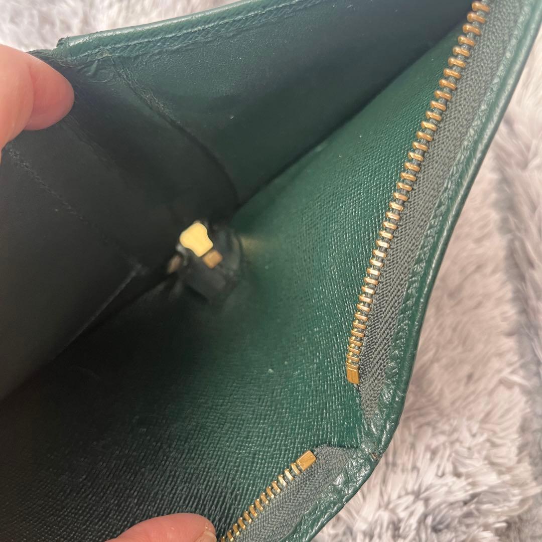 ルイヴィトン　ポルトビエモネジップ　タイガ　折り財布　ラウンドジップ　グリーン
