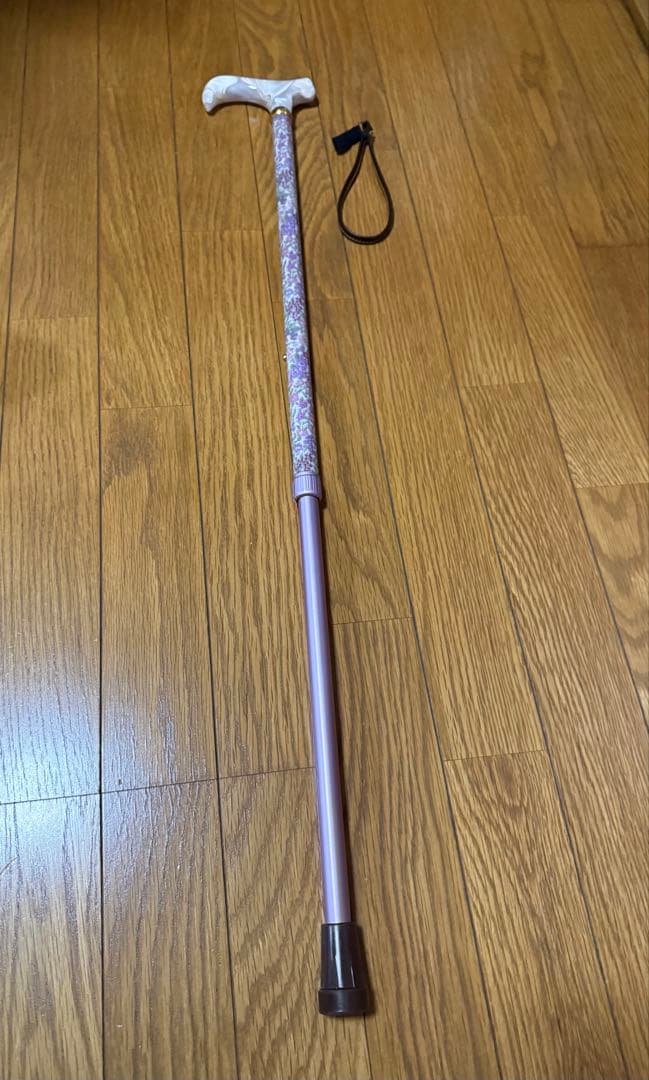 英国リバティプリントを纏った美しいステッキ(杖)
