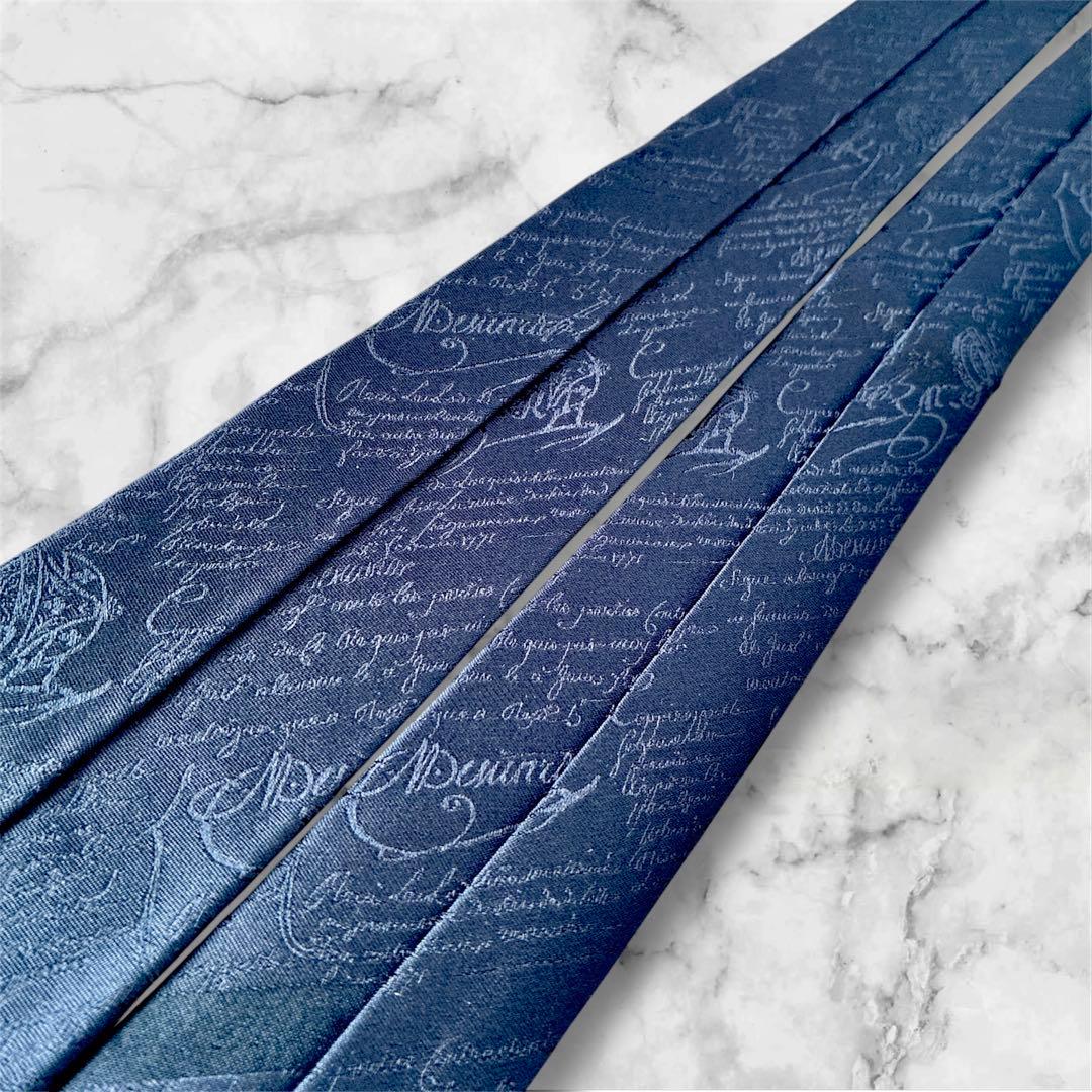 ✨未使用✨大人気即完売品✨ベルルッティ　カリグラフィー　ネイビー　ネクタイ