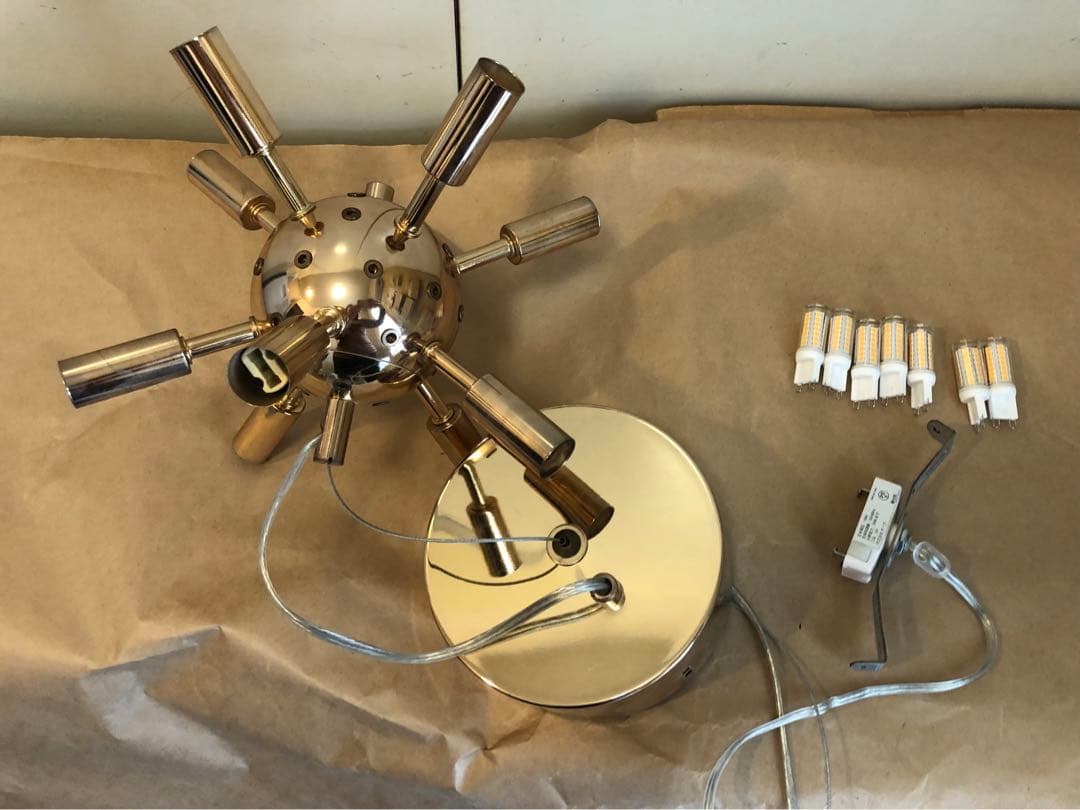 バブルシャンデリア　ゴールド　欠品あり